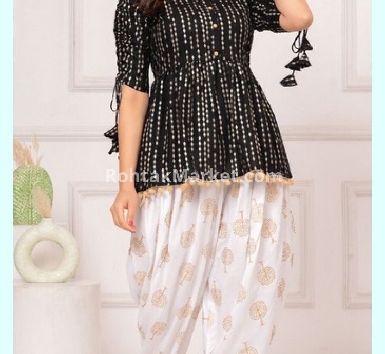 Stylish Women's Kurtis in Rohtak – Trendy & Comfortable Ethnic Wear